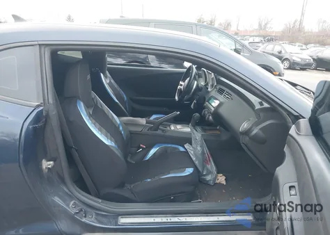 2010 Chevrolet Camaro 1Ss z USA, uszkodzony, nr VIN 2G1FJ1EJ7A9128637